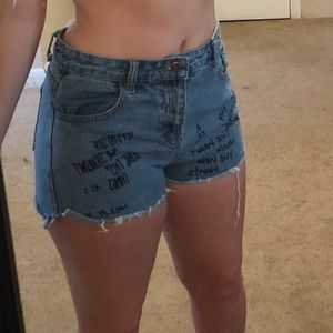 Vintage high waisted jean shorts